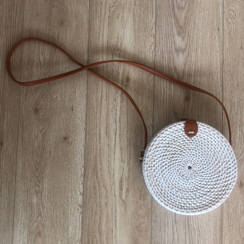Round Rattan Crossbody Woven Basket Purse 💘